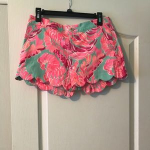 Lilly Pulitzer scalloped shorts